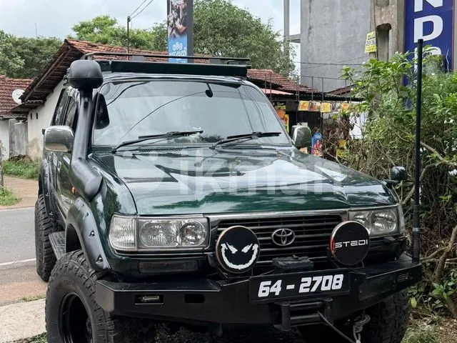 Toyota Land Cruiser Sahara 1992 photo 3