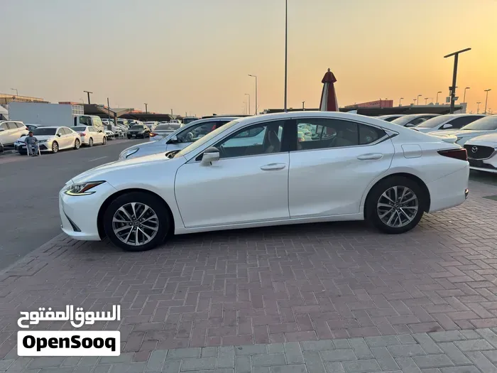 Lexus Es 2023 photo 4