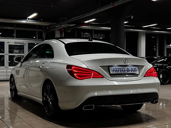 Mercedes-Benz Cla180 2014 photo 3