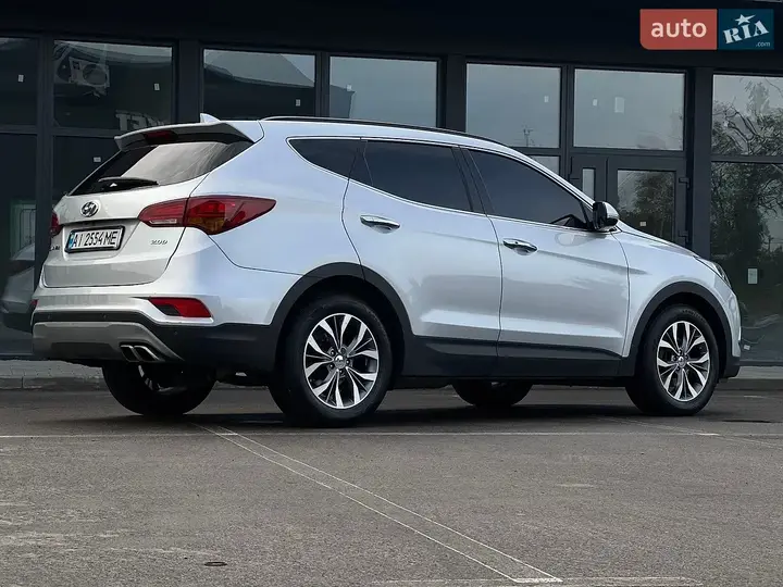 Hyundai Santa Fe 2017 photo 3