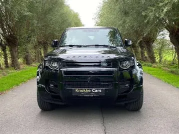 Land Rover Defender 2023 photo 2