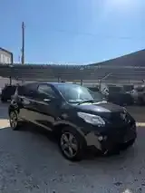 Toyota Urban Cruiser 2009 photo 2