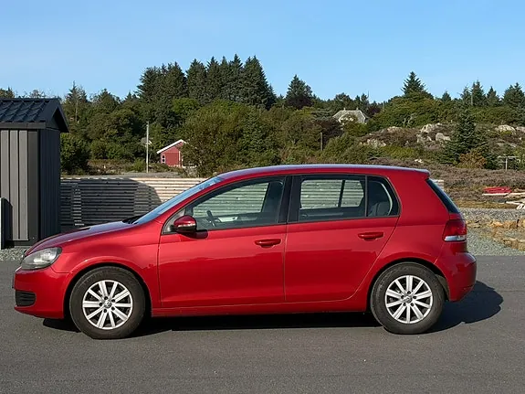 Volkswagen Golf Vi 2011 photo 2
