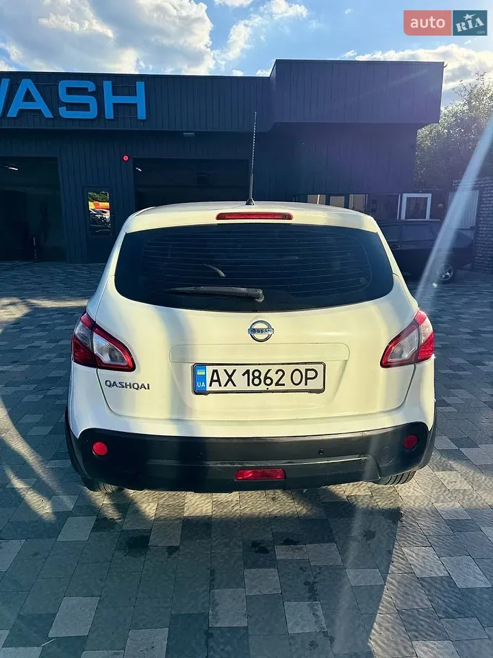 Nissan Qashqai 2013 photo 5