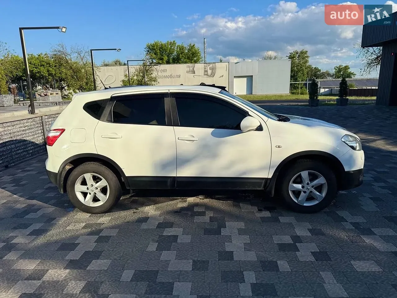 Nissan Qashqai 2013 photo 3