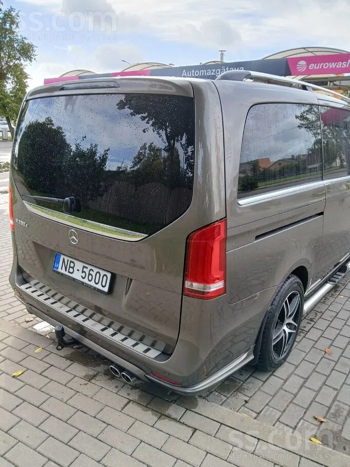Mercedes-Benz V-Class 2017 photo 4