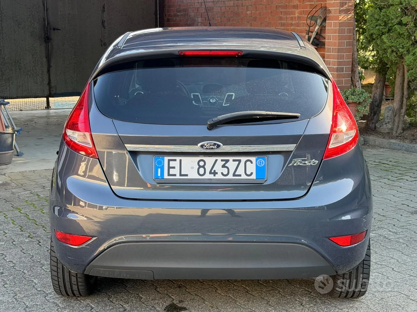 Ford Fiesta 2012 photo 5