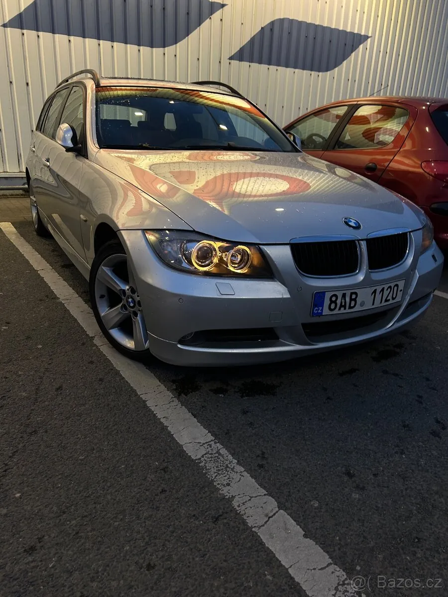 BMW 320D 2008 photo 2