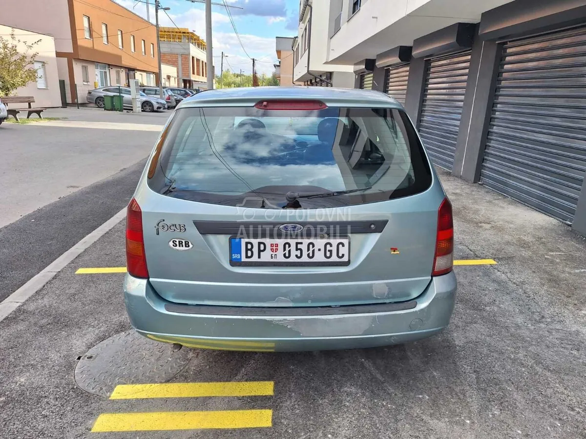 Ford Focus 2001 photo 4