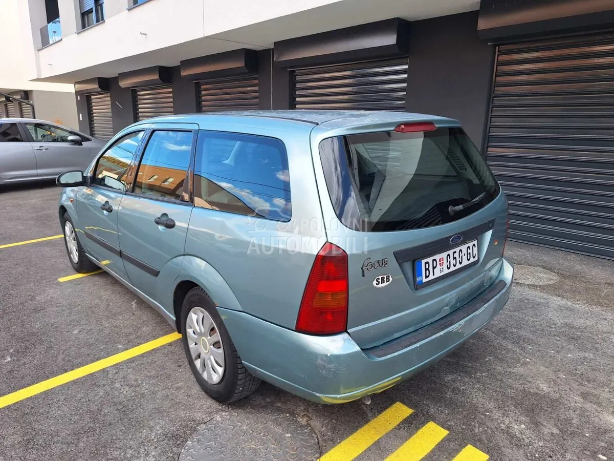 Ford Focus 2001 photo 5