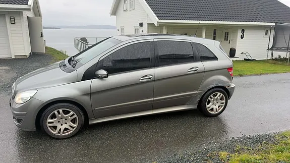 Mercedes-Benz B180 D 2007 photo 2