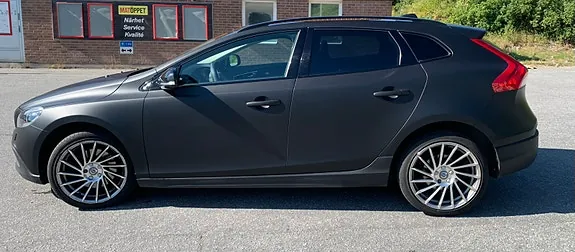 Volvo V40 Cross Country 2016 photo 4