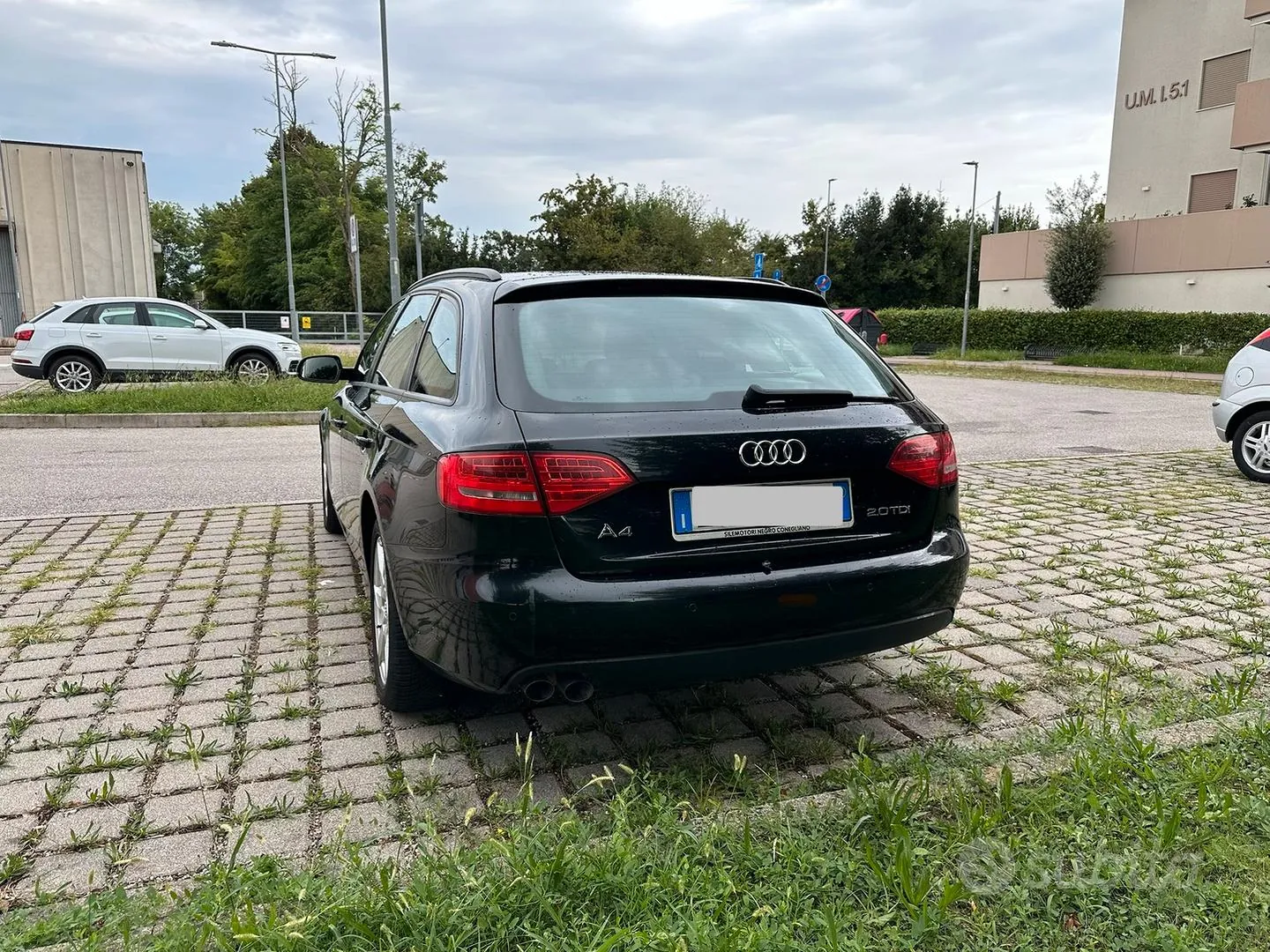 Audi A4 Avant 2010 photo 3