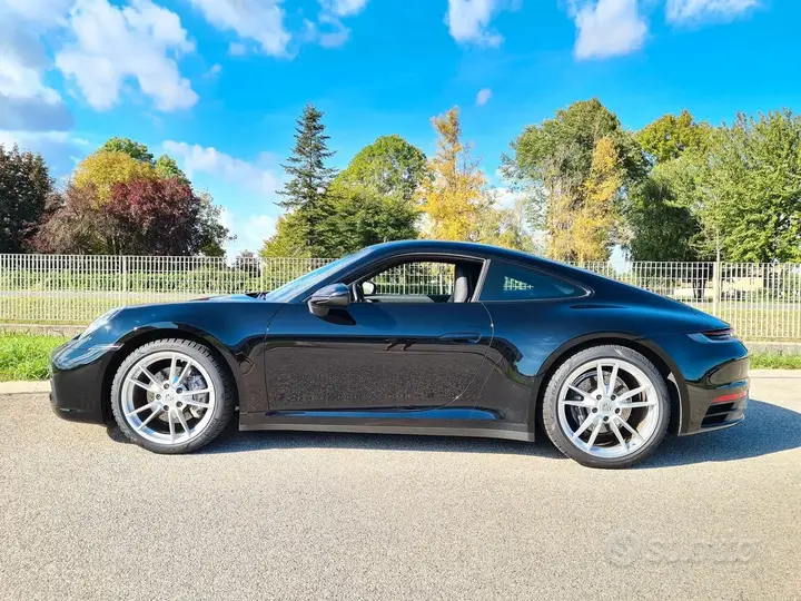 Porsche 911 2019 photo 3