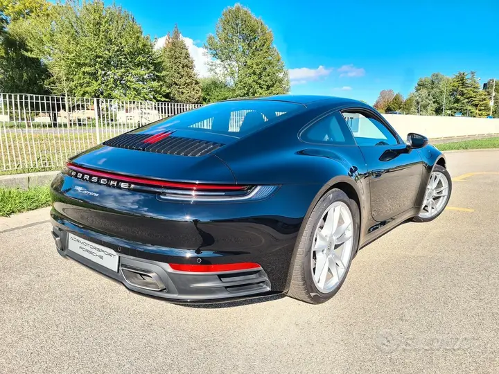 Porsche 911 2019 photo 5