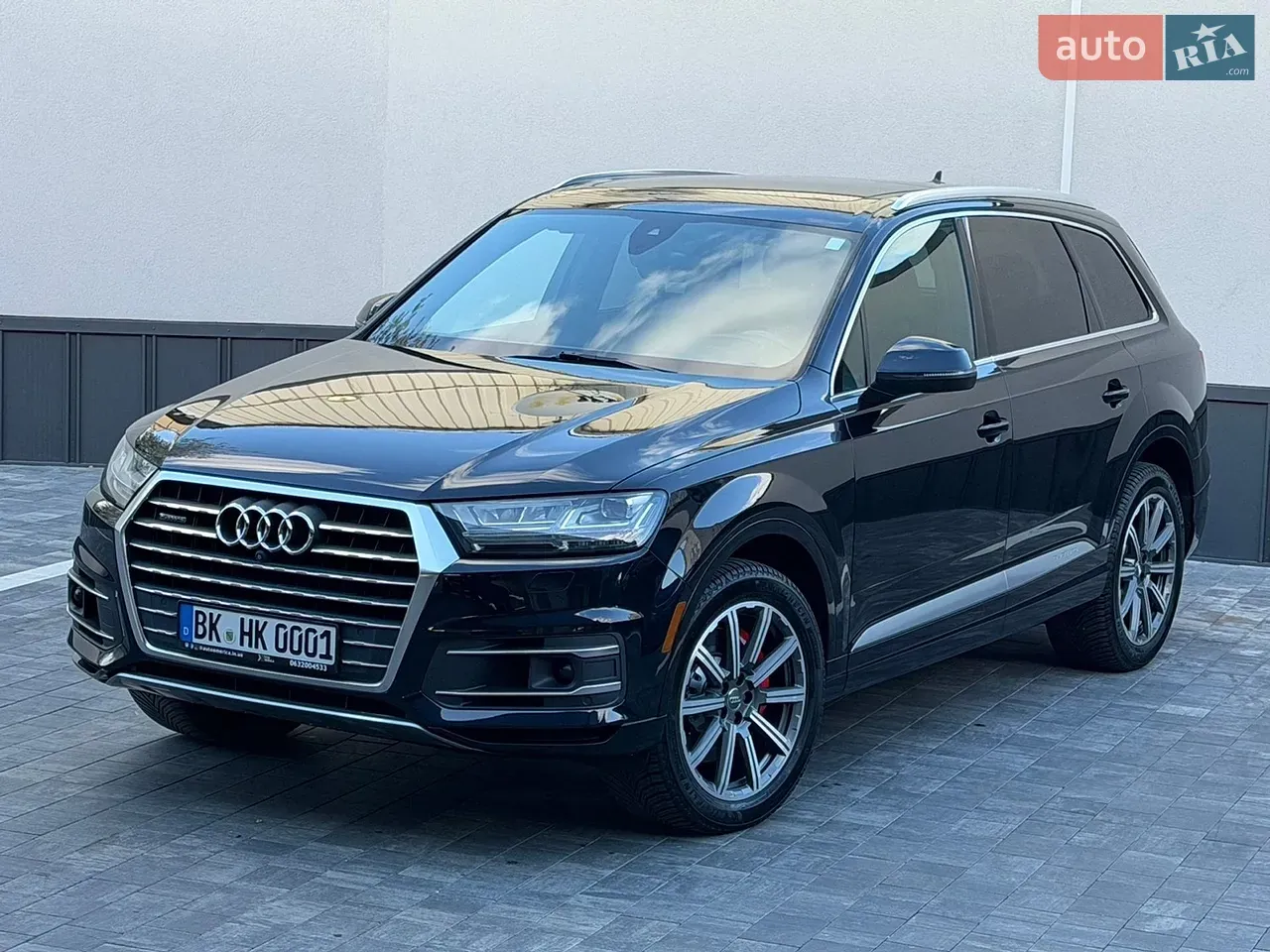 Audi Q7 2017 photo 3