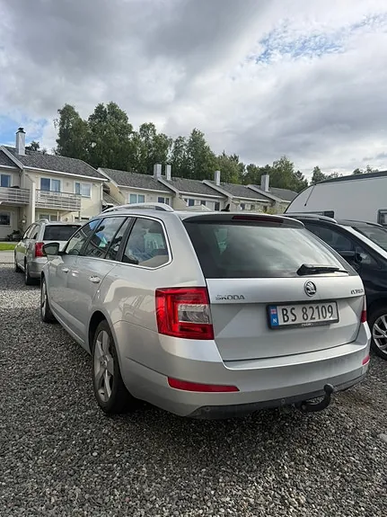 Skoda Octavia 2014 photo 3