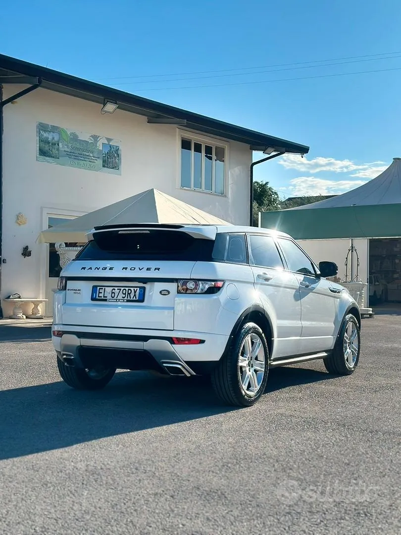 Land Rover Range Rover Evoque 2012 photo 2