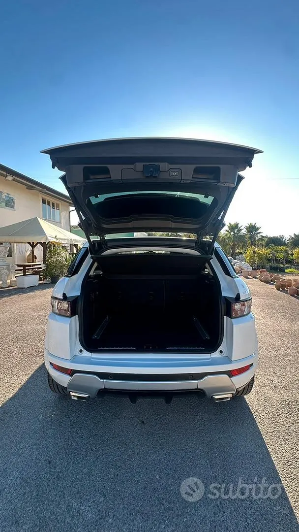 Land Rover Range Rover Evoque 2012 photo 3