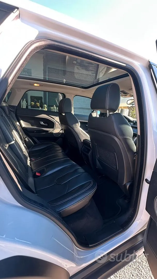 Land Rover Range Rover Evoque 2012 photo 5