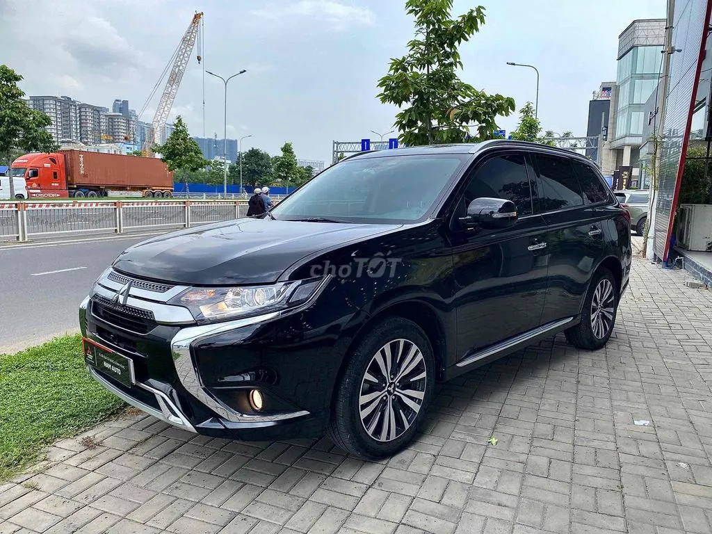 Mitsubishi Outlander 2023 photo 3