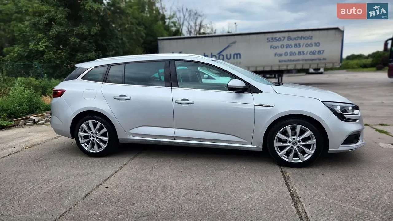 Renault Megane 2017 photo 3