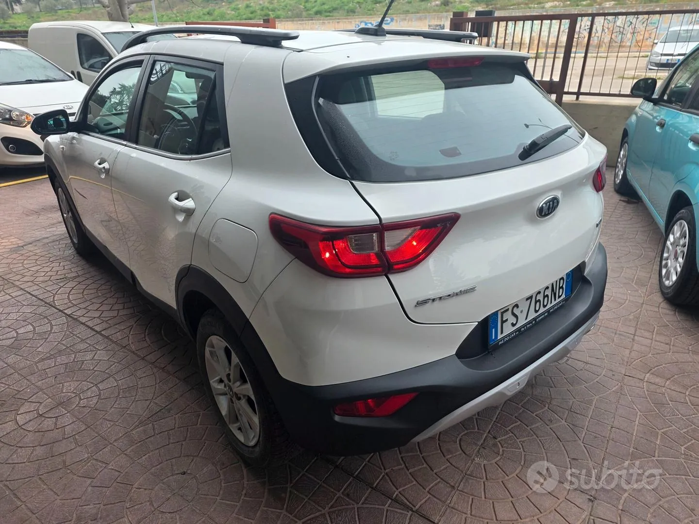 Kia Stonic 2018 photo 4