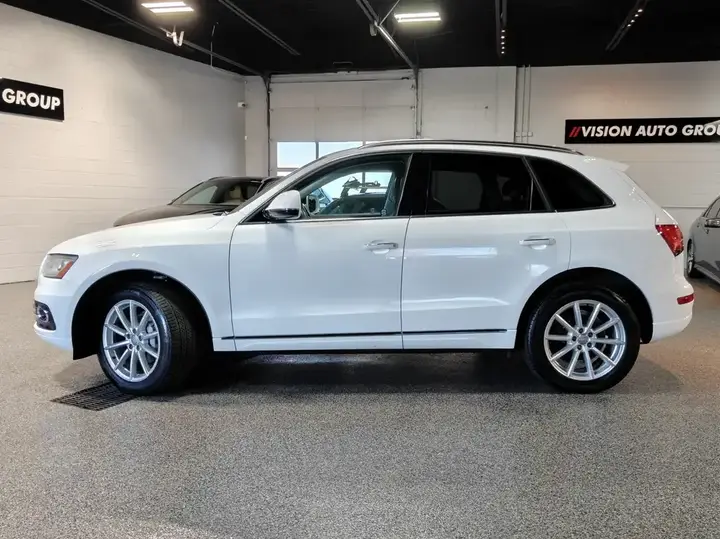 Audi Q5 2017 photo 2