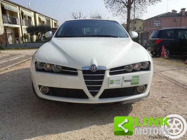 Alfa Romeo 159 2009 photo 2