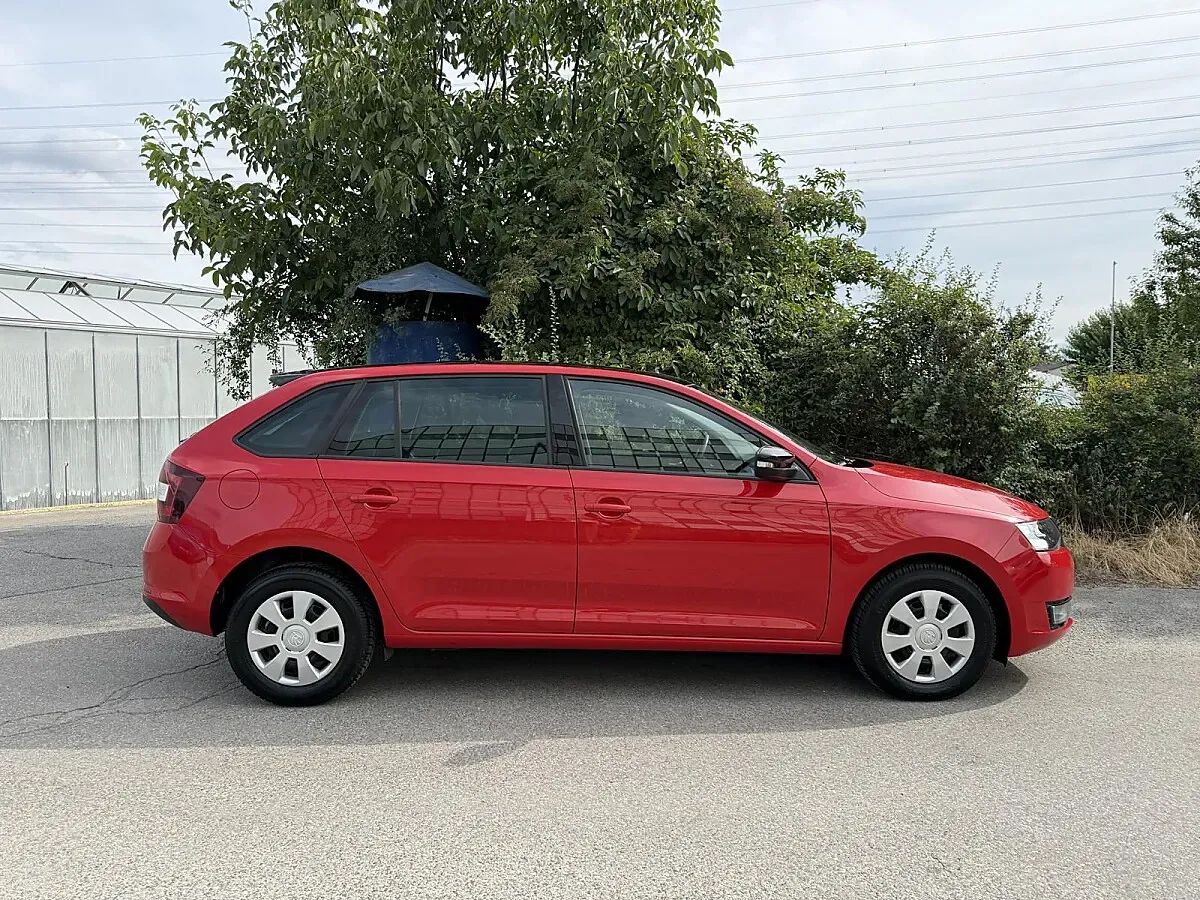 Skoda Rapid 2017 photo 2