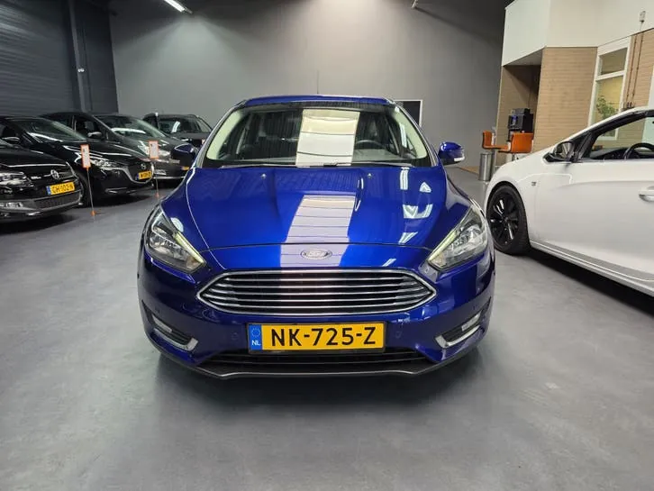 Ford Focus 2017 photo 2