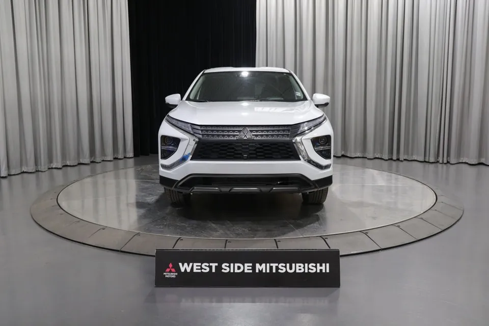 Mitsubishi Eclipse Cross 2026 photo 2