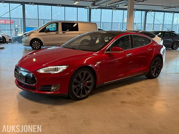 Tesla Model S 2015 photo 3
