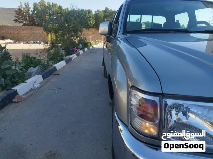 Toyota Hilux 2005 photo 3