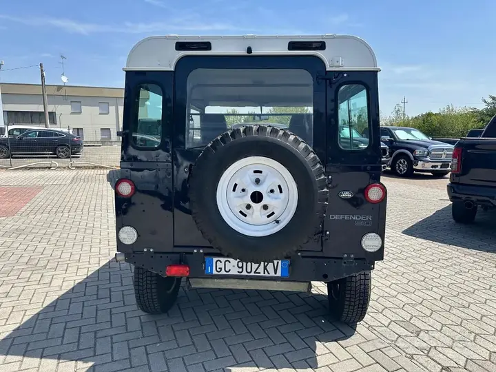 Land Rover Defender 90 1987 photo 5