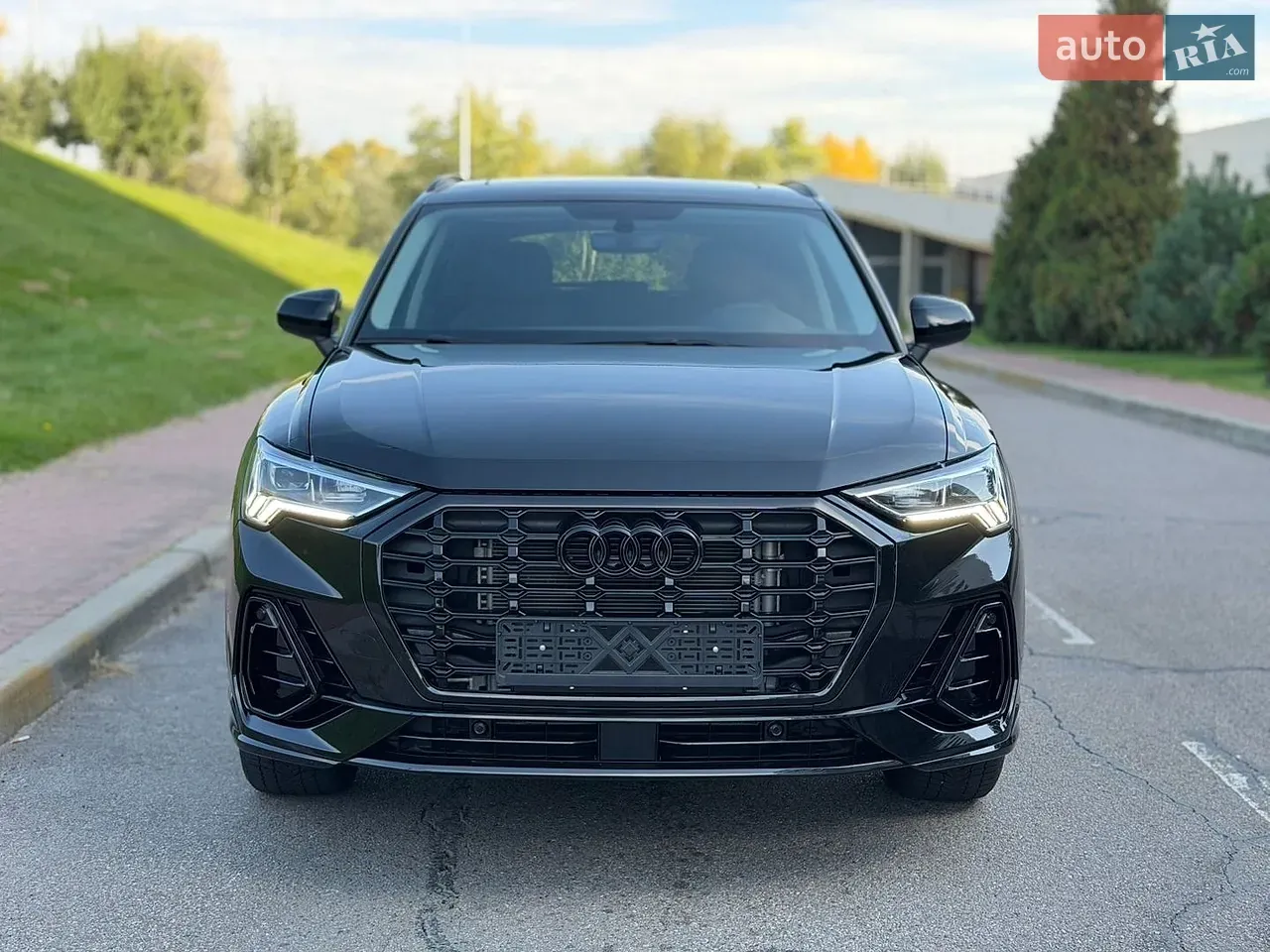 Audi Q3 2022 photo 4