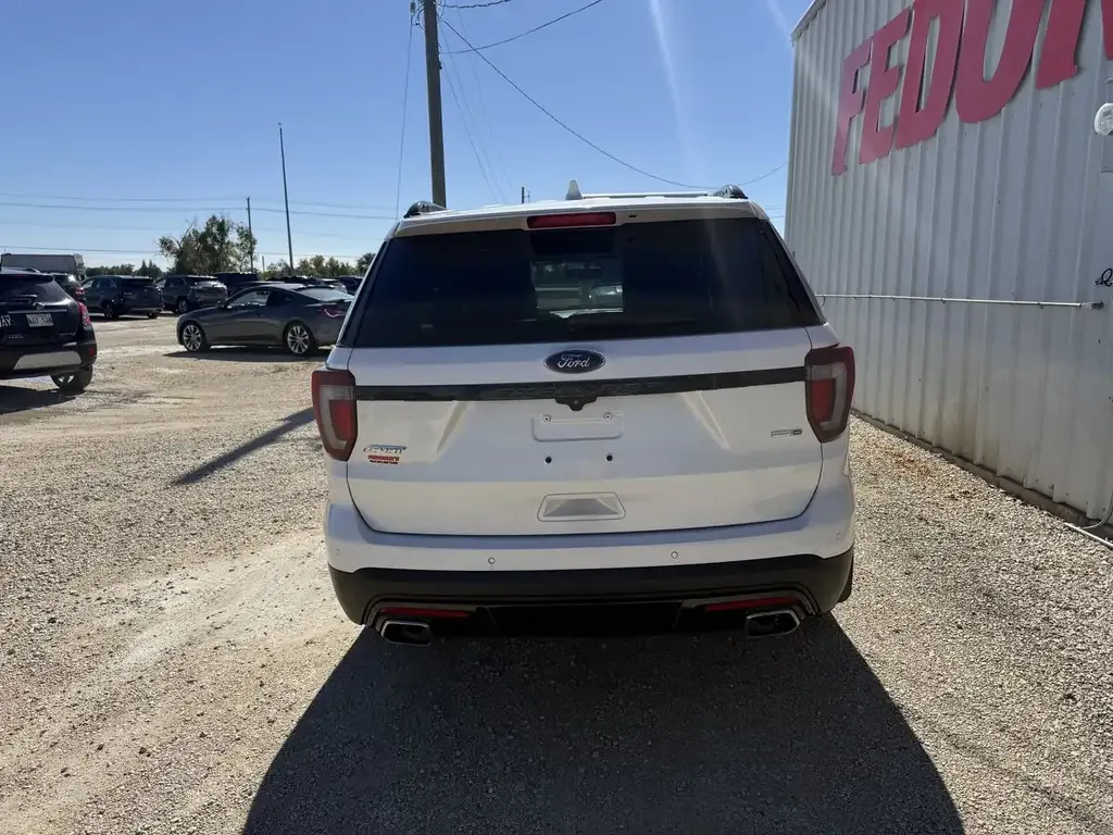 Ford Explorer 2017 photo 3