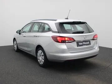 Opel Astra 2021 photo 2