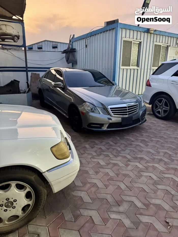 Mercedes-Benz E-Class 2010 photo 2