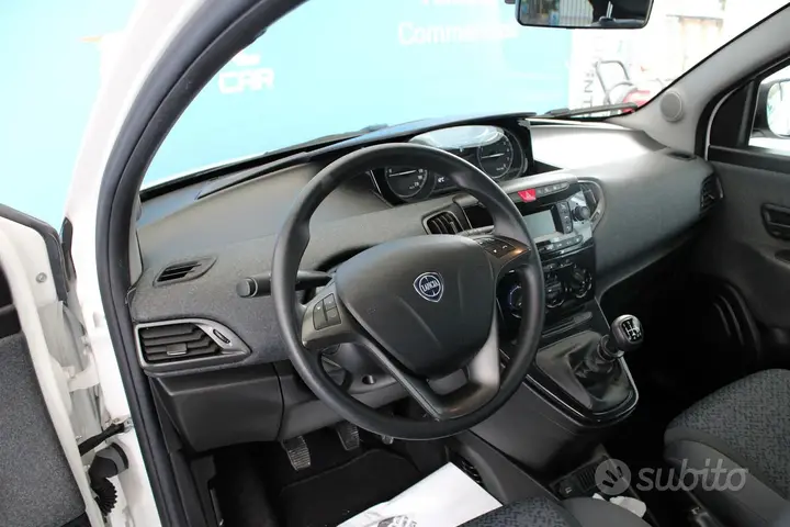 Lancia Ypsilon 2021 photo 5