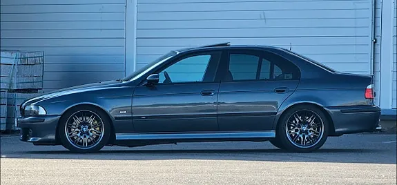 BMW M5 1999 photo 2