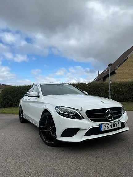 Mercedes-Benz C200