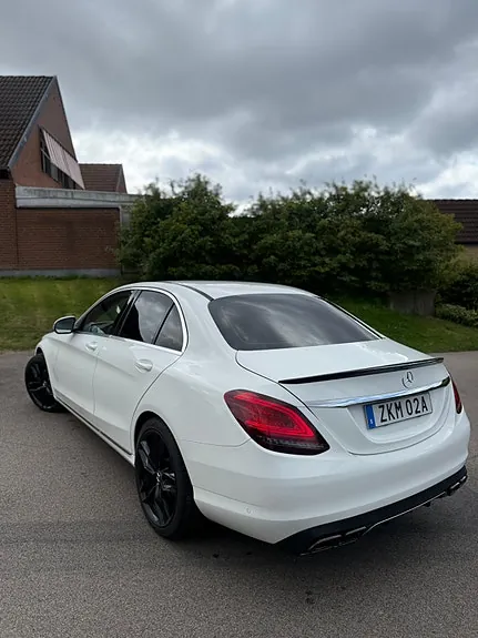 Mercedes-Benz C200 2019 photo 4