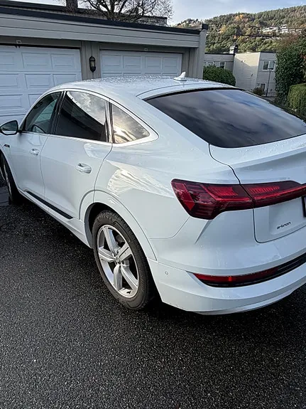 Audi E-Tron 2020 photo 2