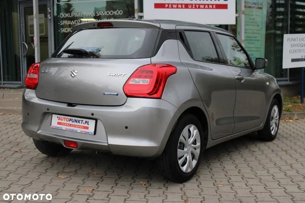 Suzuki Swift 2022 photo 5