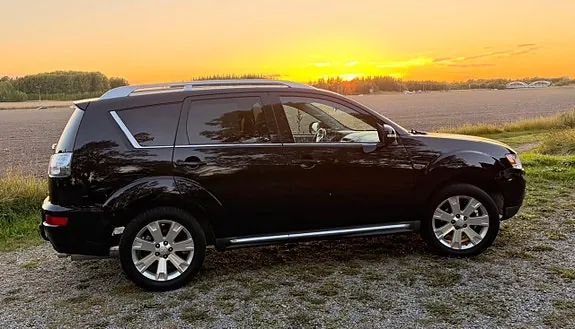 Mitsubishi Outlander 2010 photo 5