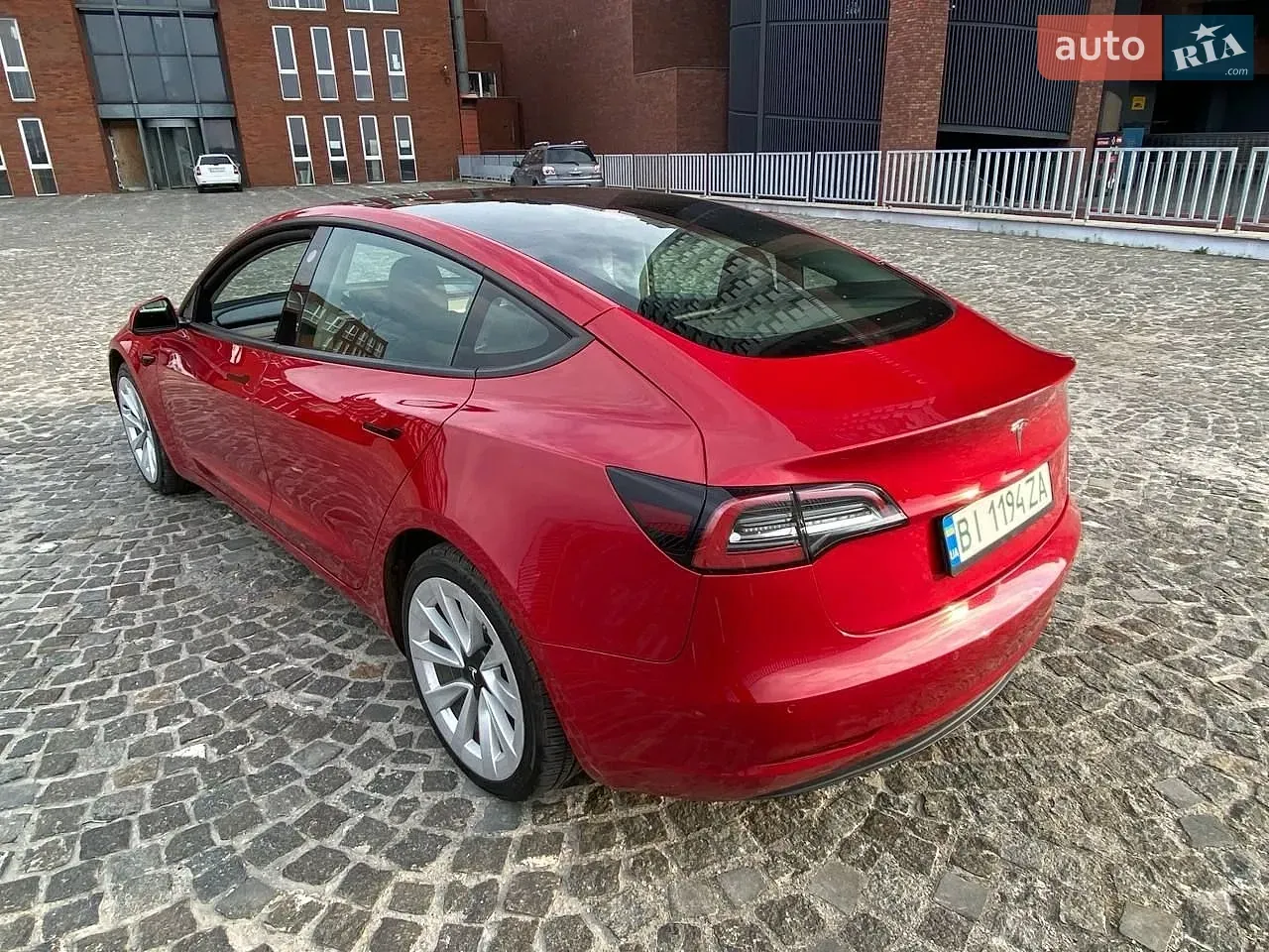 Tesla Model 3 2022 photo 3
