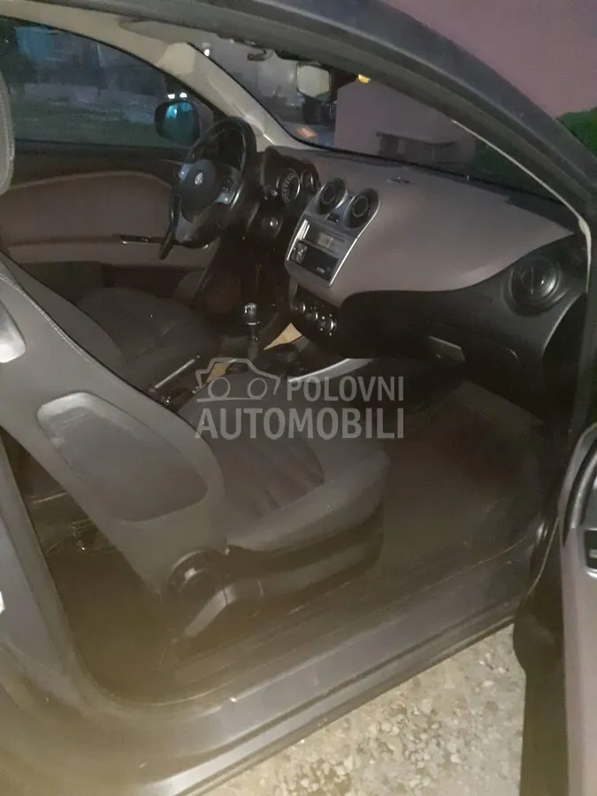 Alfa Romeo Mito 2012 photo 4