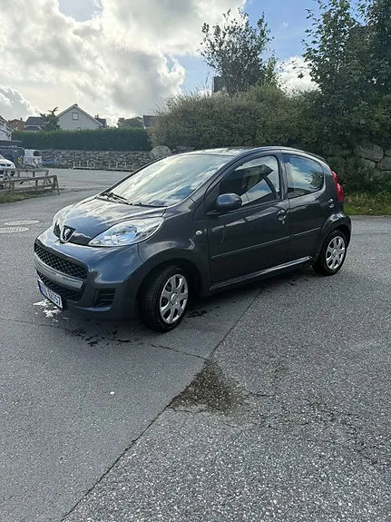 Peugeot 107 2010 photo 4