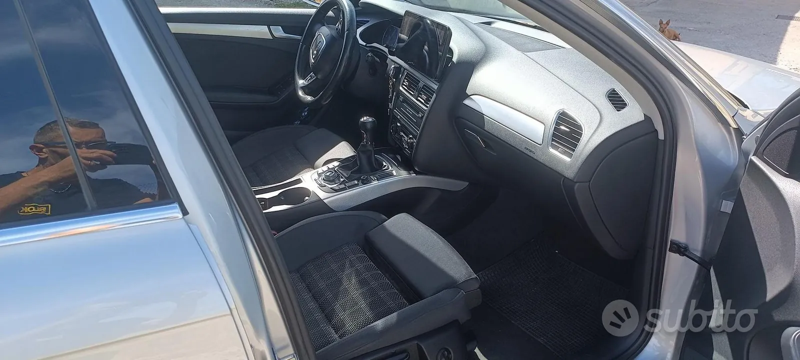 Audi A4 2011 photo 4